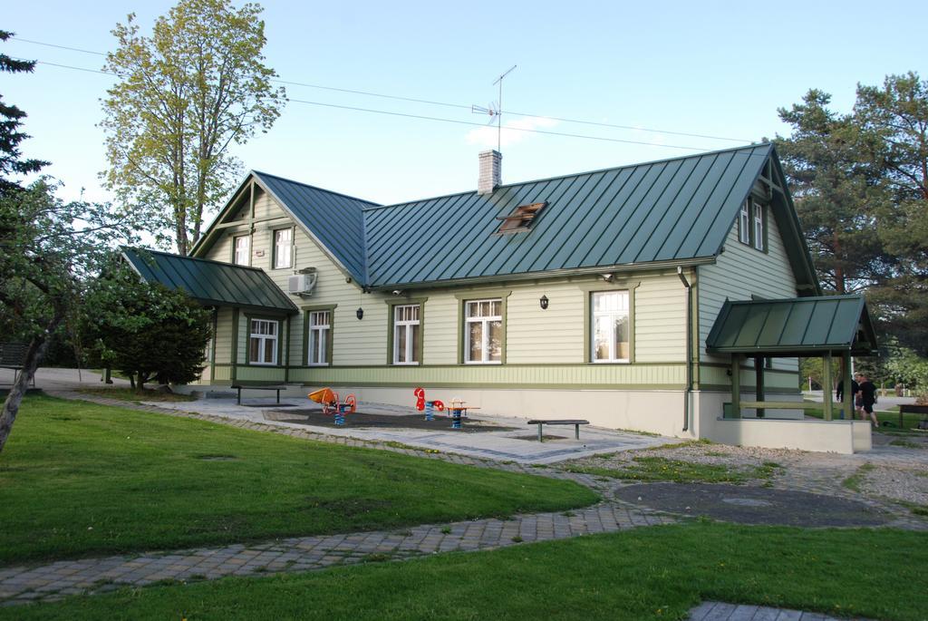 Avinurme Hostel Exterior photo